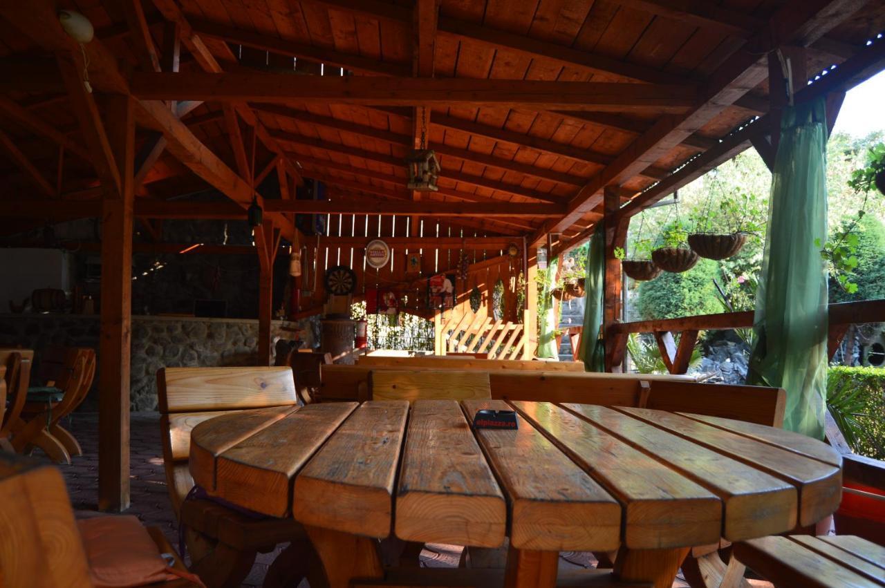 Pensiunea El Plazza Băile Herculane Esterno foto